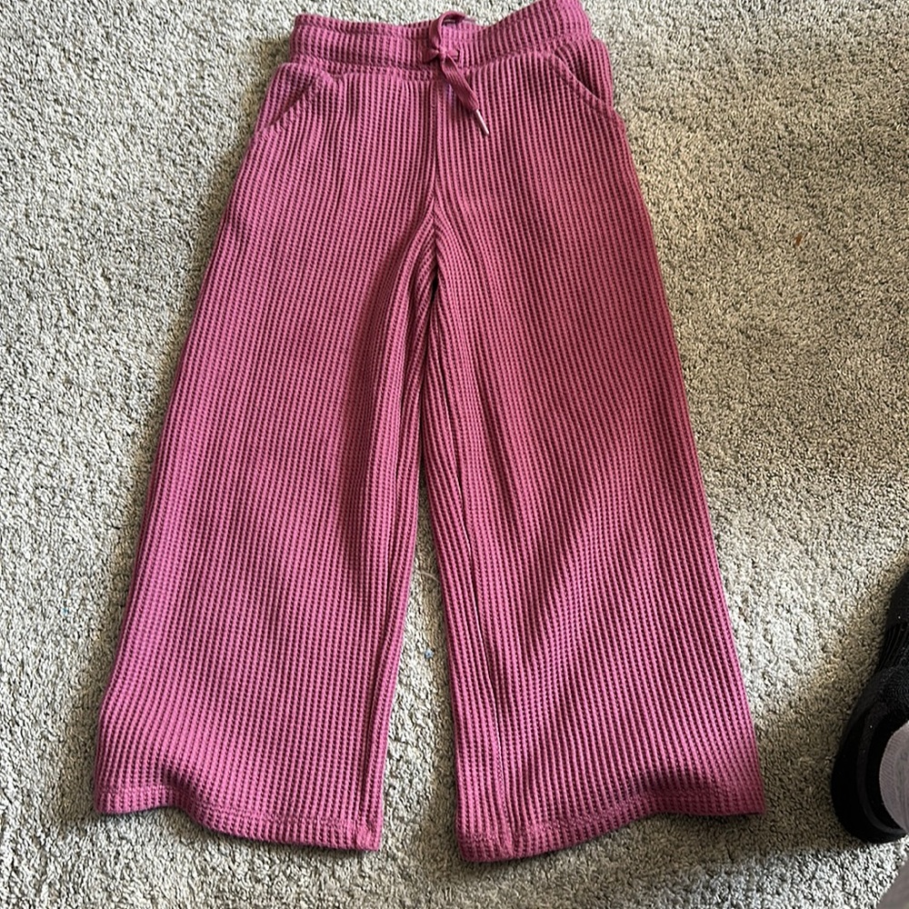 Great condition girls wide leg knit pants